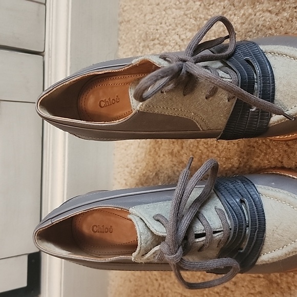 Chloe Leather Pumps - Picture 6 of 16